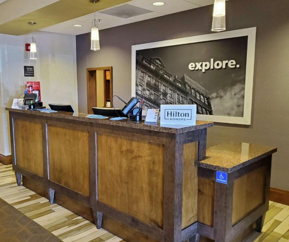 Hampton Inn By Hilton And Suites Salinas Image 12