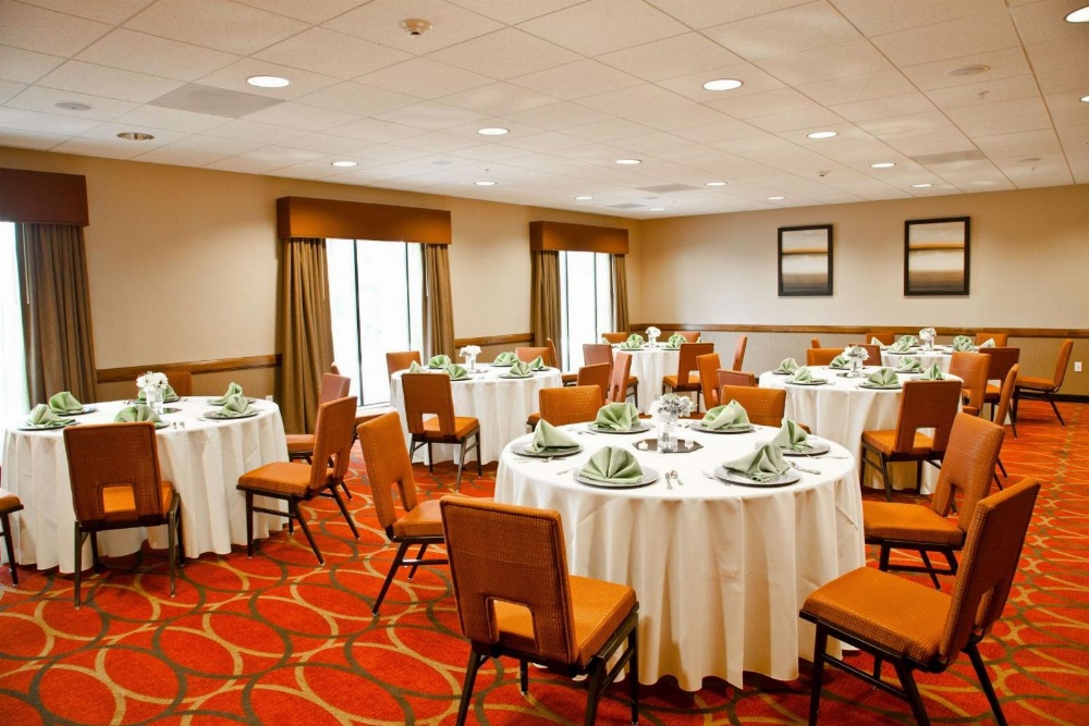 Hampton Inn By Hilton And Suites Salinas