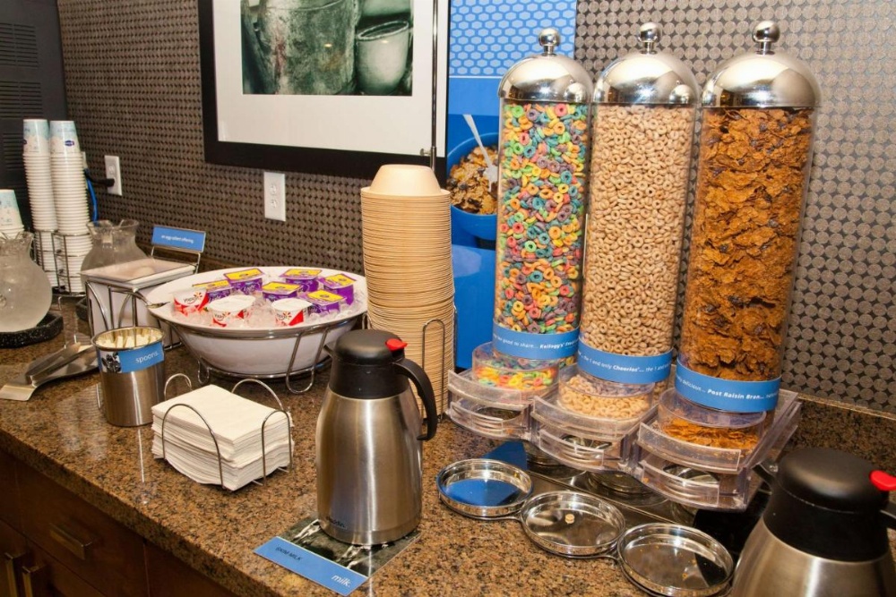 Hampton Inn By Hilton And Suites Salinas