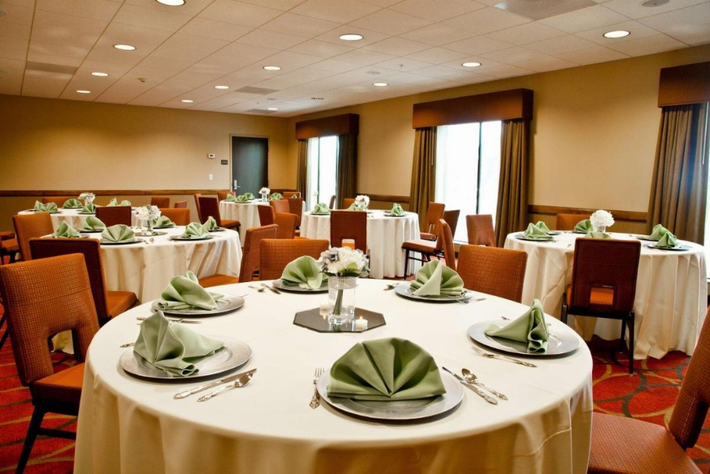 Hampton Inn By Hilton And Suites Salinas Image 7